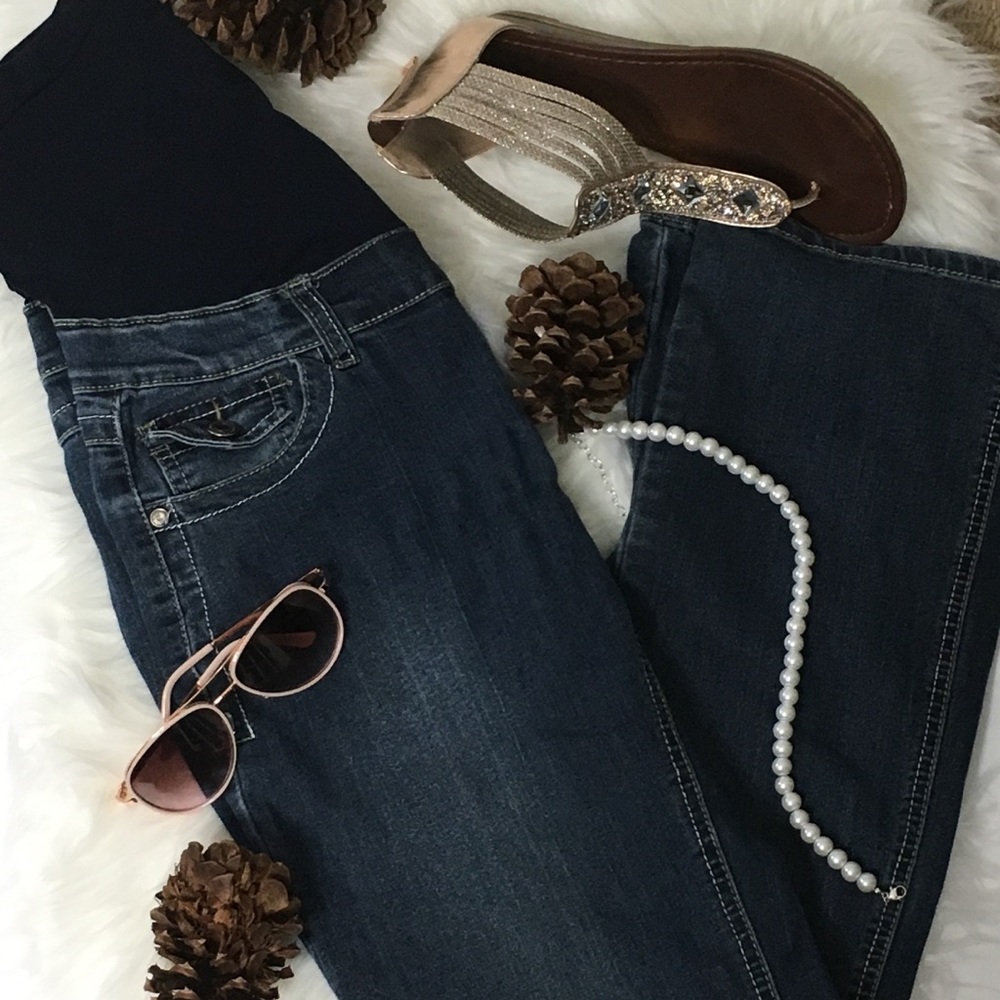HP 1/6/20 ❤️❤️ Tala Maternity Jeans